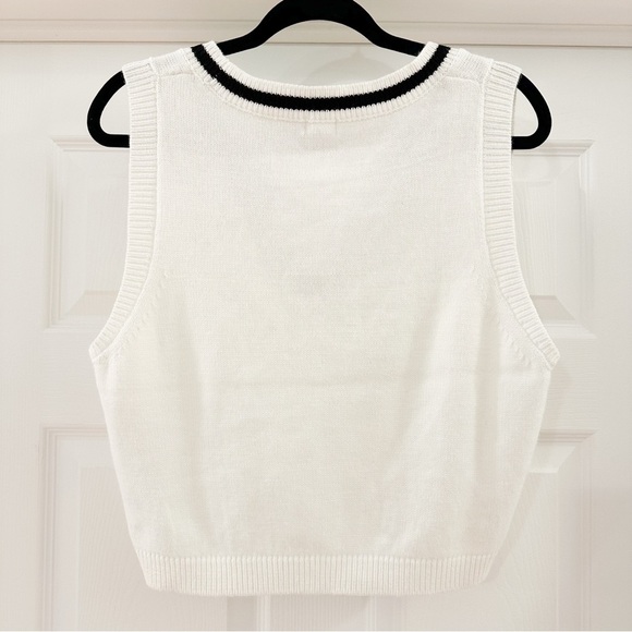 Garage Preppy Varsity Mini Sweater Vest V Neck Sleeveless White Black sz Large - Picture 7 of 9